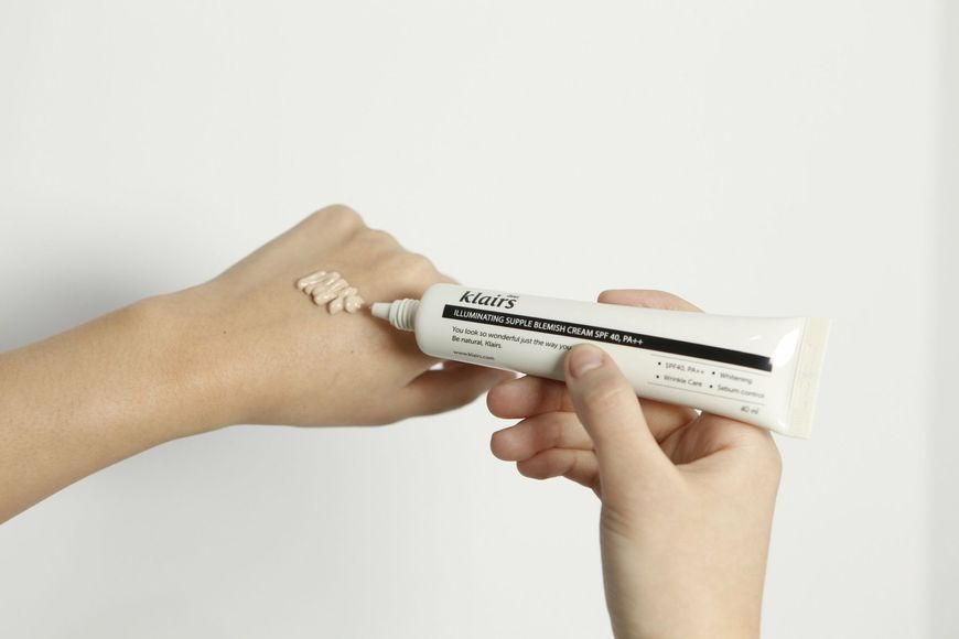 DEAR, KLAIRS illuminating Supple Blemish Cream SPF 40 - ВВ-крем для сяйва шкіри 40 мл 00001958 00001958 фото